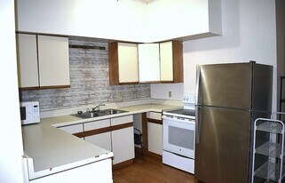 138 Court St in Binghamton, NY - Building Photo