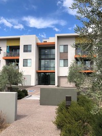 77 On The Park in Scottsdale, AZ - Foto de edificio - Building Photo