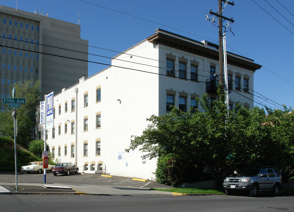 Rennwood Court Apartments in Spokane, WA - Foto de edificio