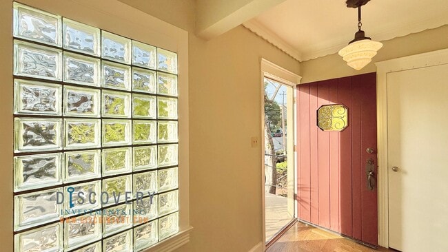 378 Perkins St in Oakland, CA - Building Photo - Building Photo