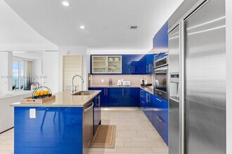 3101 Bayshore Dr in Fort Lauderdale, FL - Building Photo - Building Photo