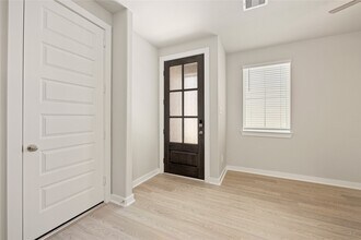 10015 Rustic Charm St in Houston, TX - Building Photo - Building Photo