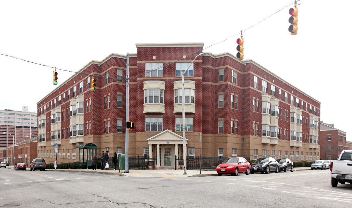 Terrace Garden in Baltimore, MD - Foto de edificio