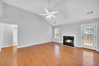 825 Chatham Park Dr SW in Lawrenceville, GA - Building Photo - Building Photo