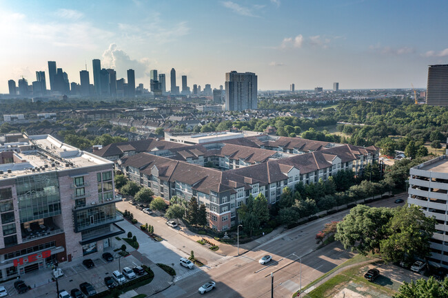 Arlo Buffalo Heights in Houston, TX - Foto de edificio - Building Photo