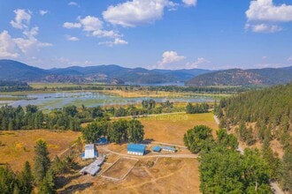 17778 E Canary Creek Rd in Cataldo, ID - Building Photo - Building Photo