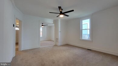 105 Fairview Ave in Waynesboro, PA - Building Photo - Building Photo