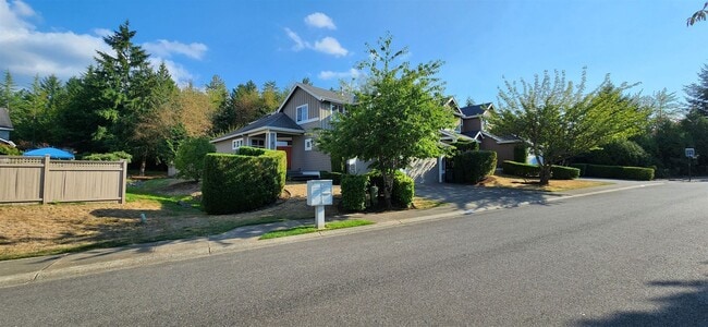 22943 SE 27th Ct in Sammamish, WA - Building Photo - Building Photo