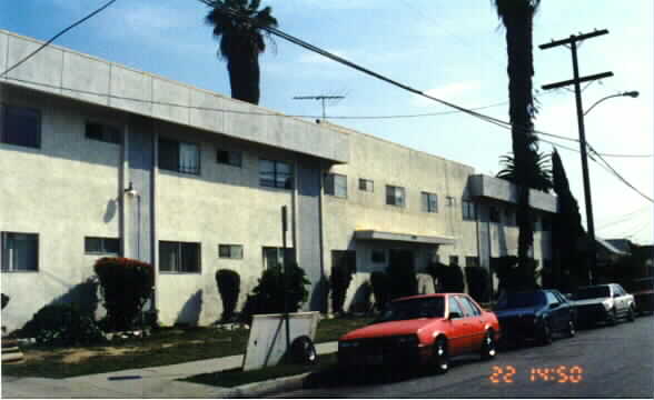 1928 S Mariposa Ave in Los Angeles, CA - Building Photo