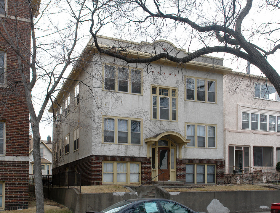 2905 Knox Ave S in Minneapolis, MN - Foto de edificio