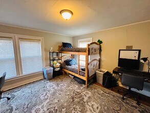 220 South St in Oyster Bay, NY - Building Photo - Building Photo