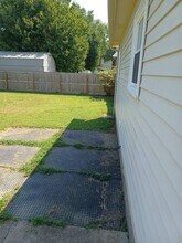 421 Bluff Dr in Clarksville, TN - Building Photo - Building Photo