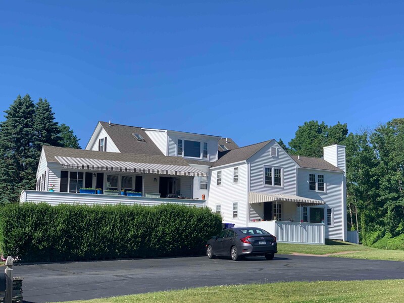 20 Statue Way in Portsmouth, RI - Building Photo