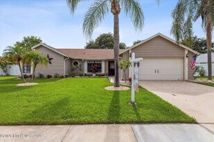 2532 Kingsmill Ave in Melbourne, FL - Building Photo