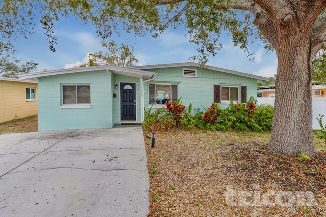 property at 3300 Kingston St N