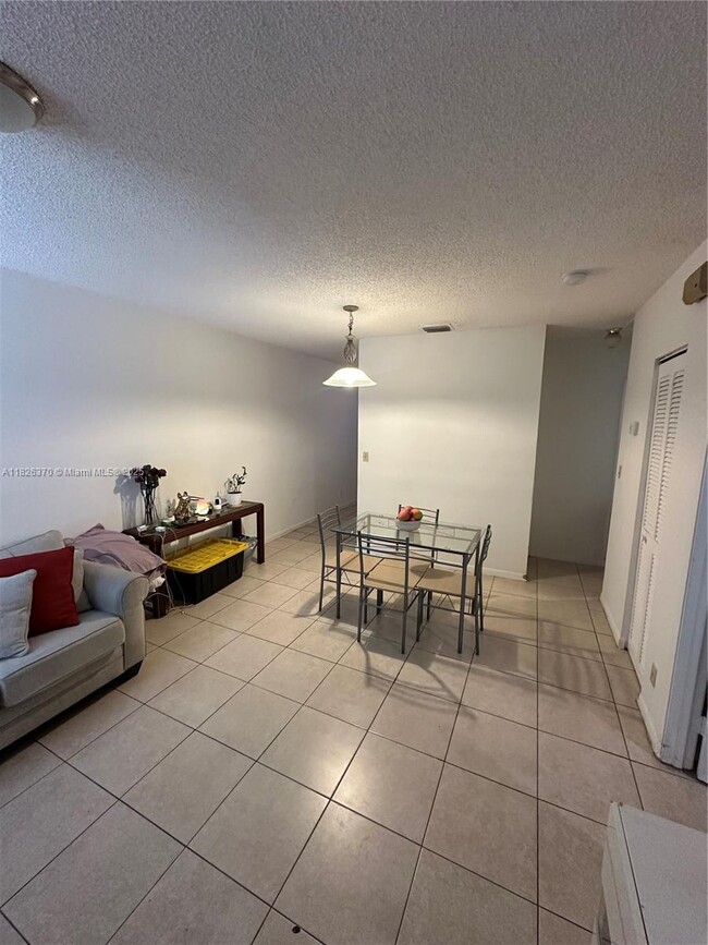 property at 6 NW 7th Ave