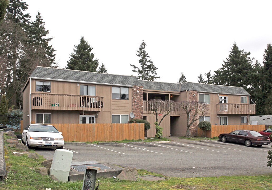 1728 S 305th Pl in Federal Way, WA - Building Photo