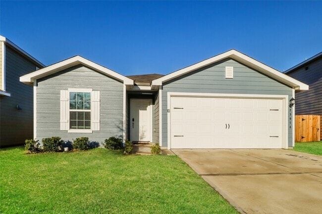 property at 23014 Bellini Dr