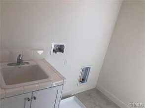 19042 Martino Ct in Santa Clarita, CA - Building Photo - Building Photo