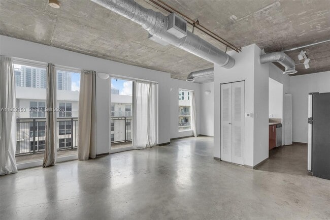 455 NE 25th St, Unit 809 in Miami, FL - Building Photo - Building Photo