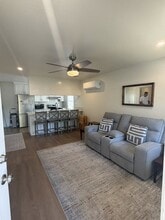 1444 E Canal Dr in Turlock, CA - Building Photo - Building Photo