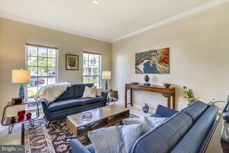 350 Tannery Dr in Gaithersburg, MD - Building Photo - Building Photo