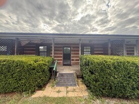 2130 Pottertown Rd, Unit Pottertown 3 in Midway, TN - Building Photo