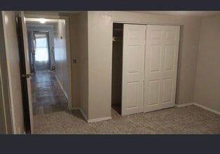 5953 Meade Rd in Sylvania, OH - Foto de edificio - Building Photo