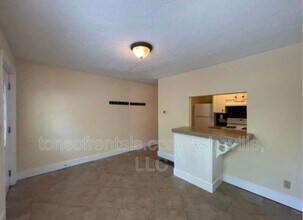 1316 Hyman Ave in Hendersonville, NC - Building Photo - Building Photo