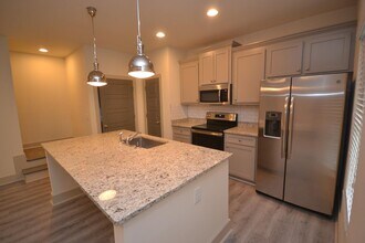 3925 Overbrook Dr in Columbia, SC - Building Photo - Building Photo