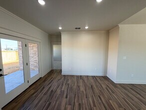 1216 N 6th St in Wolfforth, TX - Building Photo - Building Photo