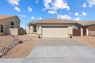 1418 E Megan St in Chandler, AZ - Building Photo - Building Photo