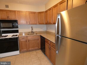 700 7th St SW in Washington, DC - Building Photo - Building Photo