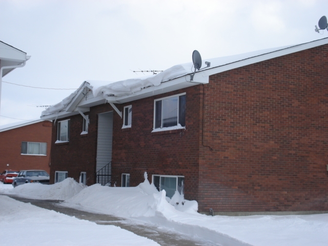 Galaxy Apartments in Rexburg, ID - Building Photo