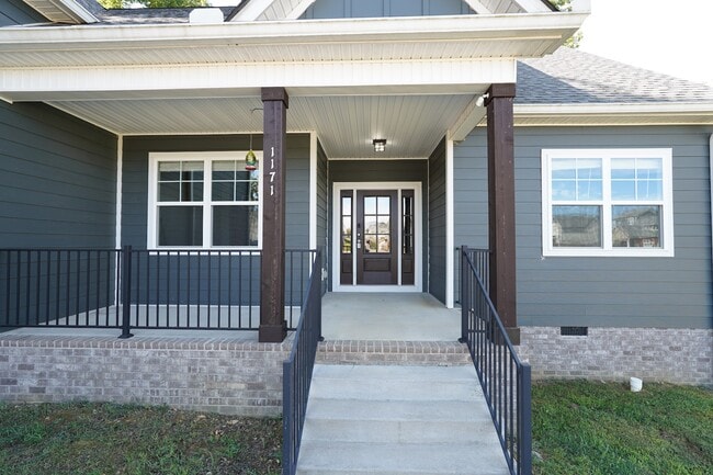 1171 Melvin Dr in Cross Plains, TN - Building Photo - Building Photo