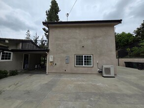 511 Laguna Rd in Fullerton, CA - Building Photo - Building Photo
