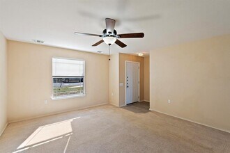 12022 Lima Dr in Manor, TX - Building Photo - Building Photo