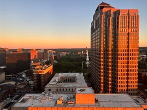 124 Court St in New Haven, CT - Foto de edificio - Building Photo
