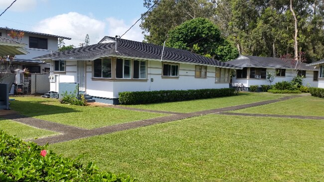 182 Lakeview Cir-Unit -186-2 in Wahiawa, HI - Building Photo - Building Photo