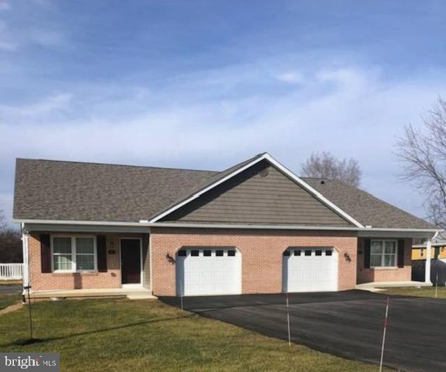 property at 34 Cutlip Dr