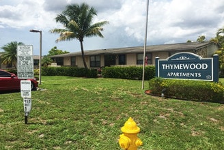 Thymewood in Hialeah, FL - Foto de edificio - Building Photo