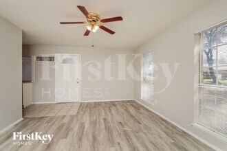 2617 Branch Oaks Dr in Garland, TX - Building Photo - Building Photo