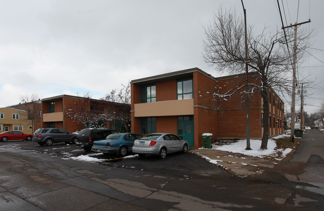 Park Terrace Manor in Hibbing, MN - Building Photo - Building Photo