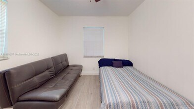 7650 NW 33rd St in Hollywood, FL - Building Photo - Building Photo