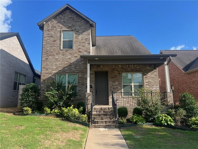 2548 E Bayside Xing in Fayetteville, AR - Building Photo - Building Photo