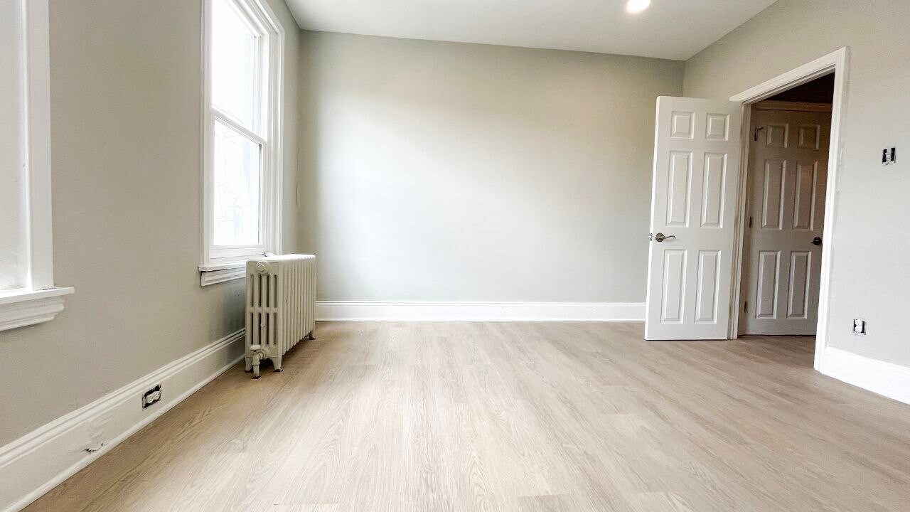 1923 Pierce St in Philadelphia, PA - Building Photo