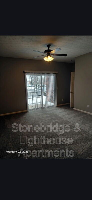 9102 Beacon Dr in Jeffersonville, IN - Building Photo - Building Photo