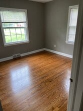 918 W Stewart Rd in Columbia, MO - Building Photo - Building Photo