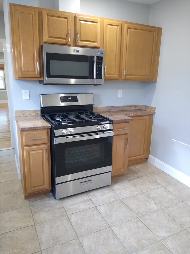 88 Alpine St, Unit 88 in Cambridge, MA - Building Photo - Building Photo