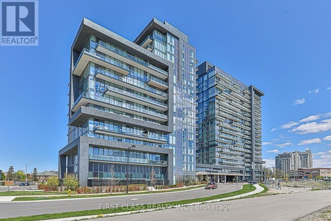property at 10-210 Gatineau Dr
